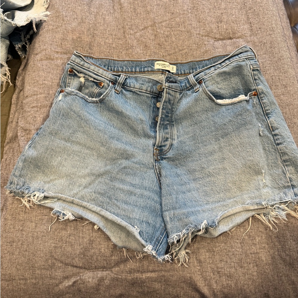 Abercrombie & fitch 90s Baggy low rise cut off shorts - size 33/16